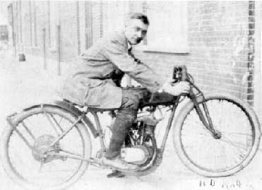 1920-08-John-Moos