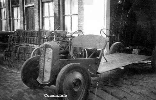 houten auto 1953 M 76817 3
