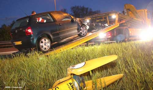 praatpaal 7 en eigen auto kapotgereden